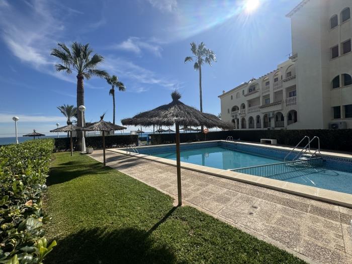 precioso apartamento en Muchavista en primera linea de playa para 4 personas