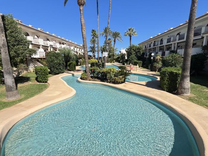 Apartamento dúplex Bahía Azul, primera linea de playa 4 personas.