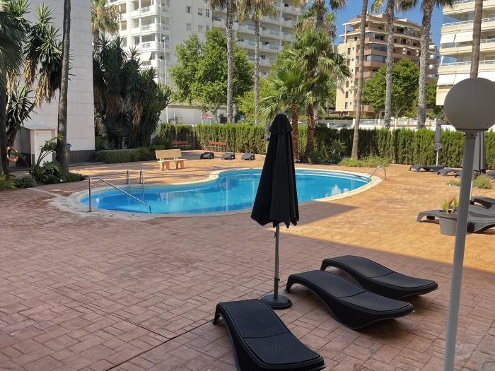 Ground-floor apartment in Frentemar complex for 4 people.