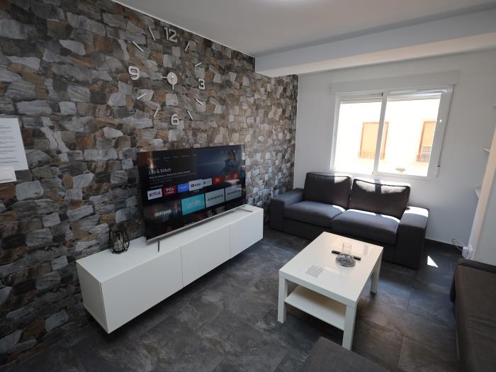 Moderno y luminoso apartamento con terraza para 4 Alicante centro